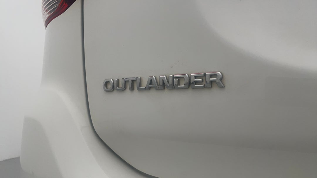 Badge (Boot Left Side)