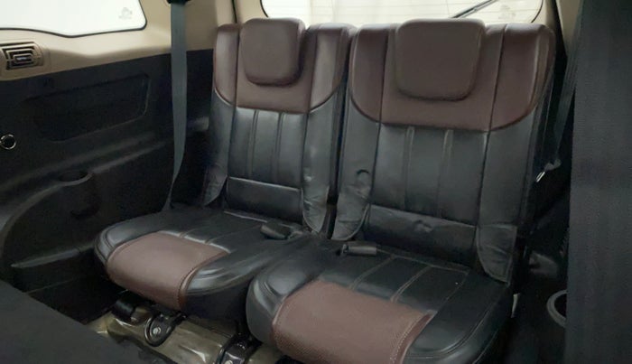 2012 Mahindra XUV500 W8 FWD, Diesel, Manual, 68,935 km, Third Seat Row ( optional )