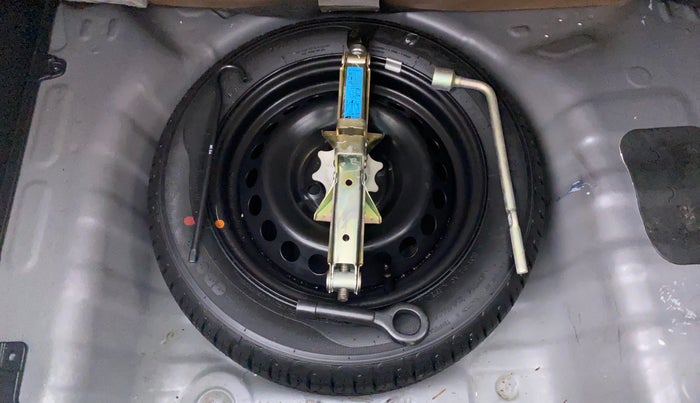 2018 Hyundai Grand i10 ASTA 1.2 VTVT, Petrol, Manual, 15,908 km, Spare Tyre