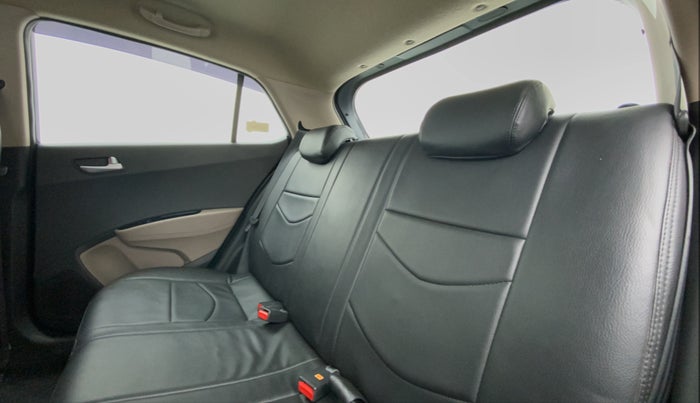 2018 Hyundai Grand i10 ASTA 1.2 VTVT, Petrol, Manual, 15,908 km, Right Side Rear Door Cabin