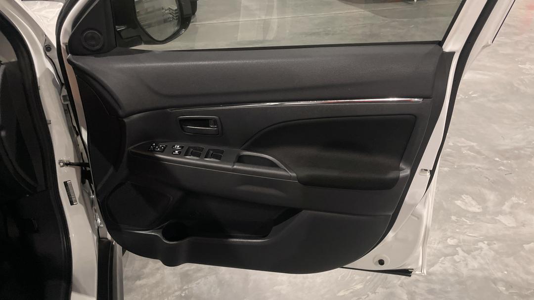 2021 Mitsubishi ASX Es-l (2WD), Automatic, 25567 km, Speaker View