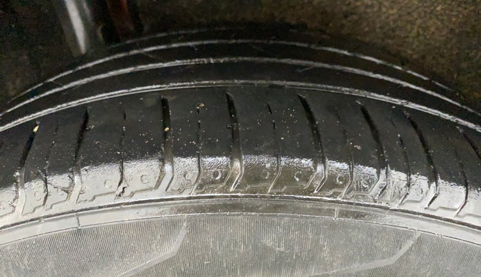 2019 Maruti Vitara Brezza ZDI PLUS, Diesel, Manual, 41,612 km, Right Rear Tyre Tread