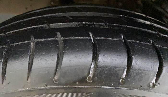 2019 Maruti Alto VXI, Petrol, Manual, 20,551 km, Right Rear Tyre Tread
