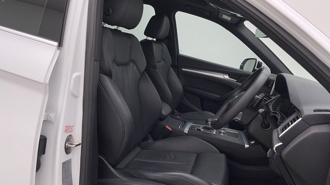 2019 Audi Q5 45 Tfsi Quattro Sport, Automatic, 79440 km, Right Side Front Door Cabin View