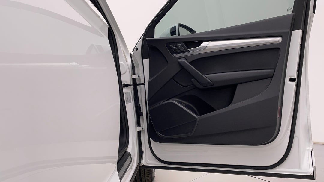 2019 Audi Q5 45 Tfsi Quattro Sport, Automatic, 79440 km, Speaker View