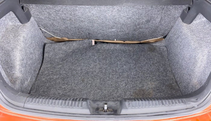2014 Volkswagen Polo HIGHLINE1.2L PETROL, Petrol, Manual, 35,263 km, Boot Inside