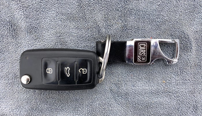2014 Volkswagen Polo HIGHLINE1.2L PETROL, Petrol, Manual, 35,263 km, Key Close Up