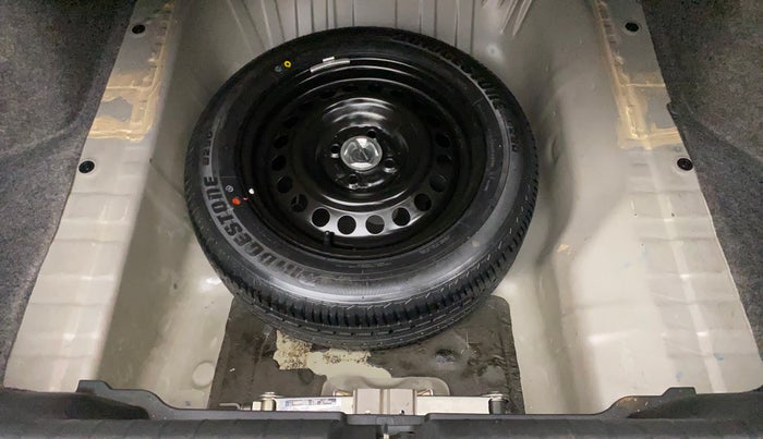 2014 Honda City 1.5L I-VTEC VX, Petrol, Manual, 51,998 km, Dicky (Boot door) - Tool missing