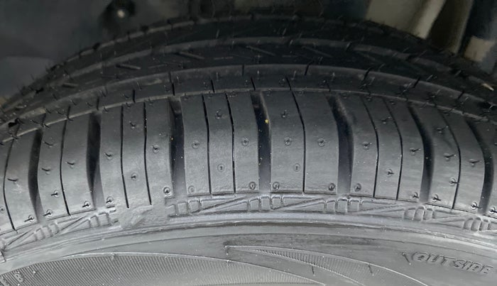 2017 Tata Tiago XT 1.2 REVOTRON, Petrol, Manual, 43,453 km, Left Rear Tyre Tread