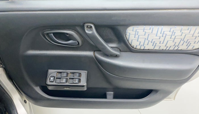 2009 Maruti Wagon R LXI MINOR, Petrol, Manual, 57,762 km, Driver Side Door Panels Control