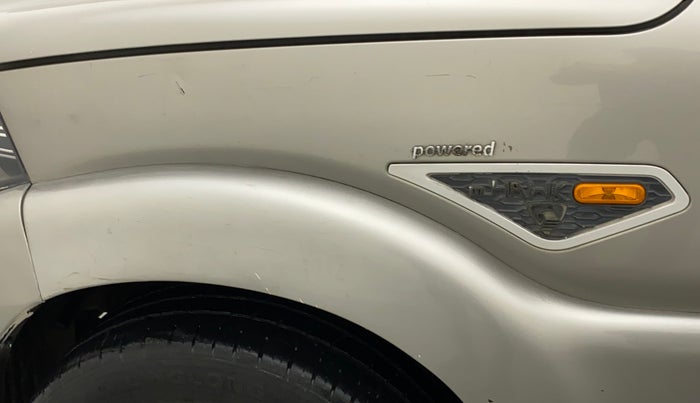 2015 Mahindra Scorpio S8, Diesel, Manual, 81,720 km, Left fender - Minor scratches