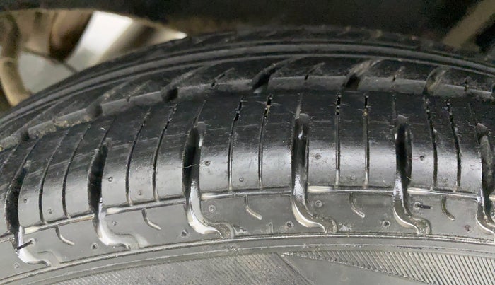 2019 Datsun Redi Go A, Petrol, Manual, 15,528 km, Left Rear Tyre Tread