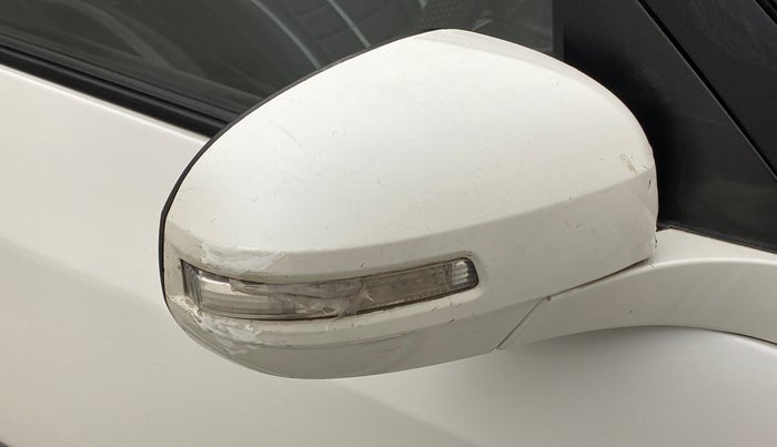 2017 Maruti Swift VDI, Diesel, Manual, 80,776 km, Right rear-view mirror - Mirror motor not working