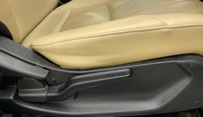 2020 Honda City 1.5L I-VTEC ZX CVT, Petrol, Automatic, 24,507 km, Driver Side Adjustment Panel