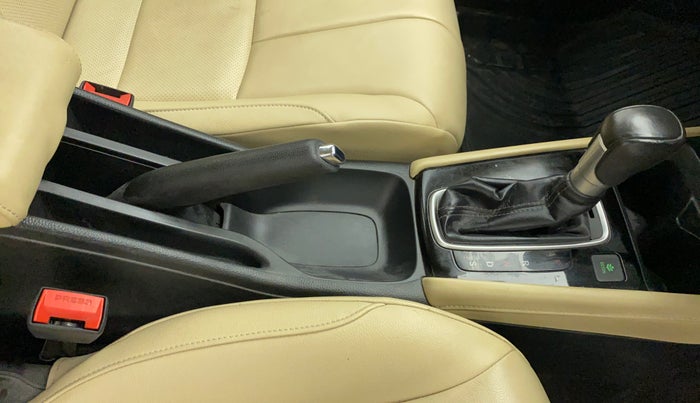 2020 Honda City 1.5L I-VTEC ZX CVT, Petrol, Automatic, 24,507 km, Gear Lever