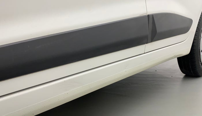2017 Hyundai Xcent S 1.2, Petrol, Manual, 58,508 km, Left running board - Minor scratches