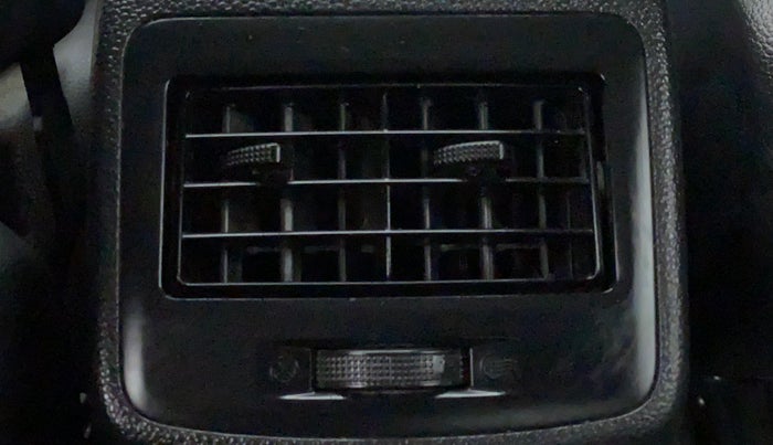 2015 Hyundai Grand i10 SPORTZ 1.2 KAPPA VTVT, Petrol, Manual, 22,138 km, Rear AC Vents