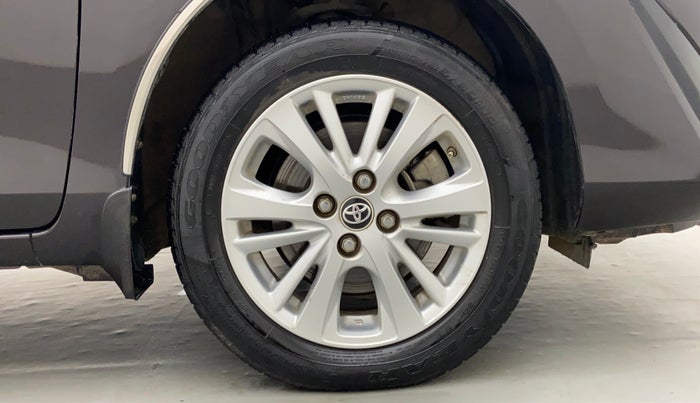 2018 Toyota YARIS VX CVT, Petrol, Automatic, 23,165 km, Right Front Wheel