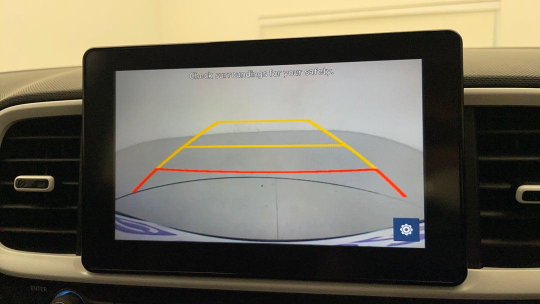 2022 Hyundai Venue Active, Automatic, 40909 km, Parking Camera