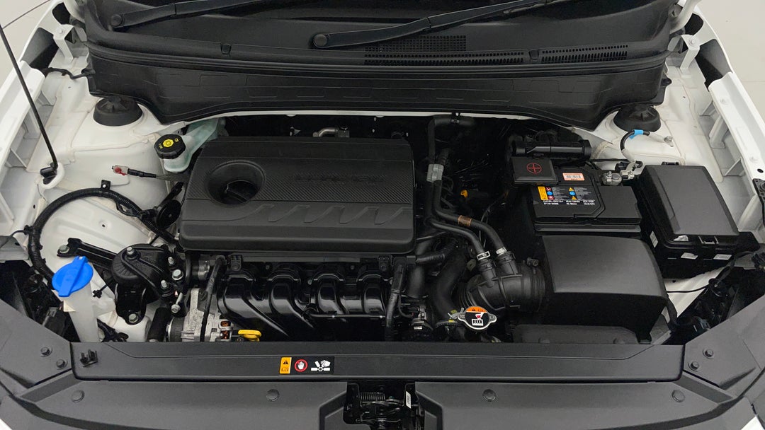 2022 Hyundai Venue Active, Automatic, 40909 km, Open Bonnet (Engine)