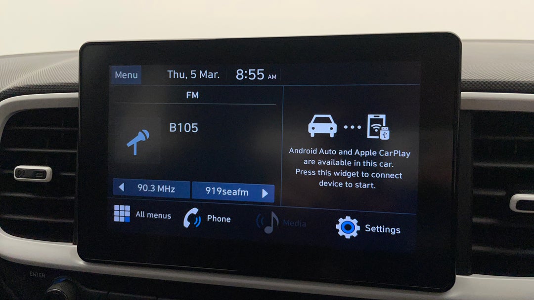 2022 Hyundai Venue Active, Automatic, 40909 km, Infotainment System