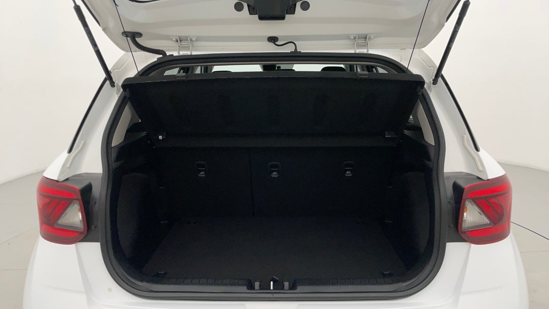 2022 Hyundai Venue Active, Automatic, 40909 km, Boot Inside View