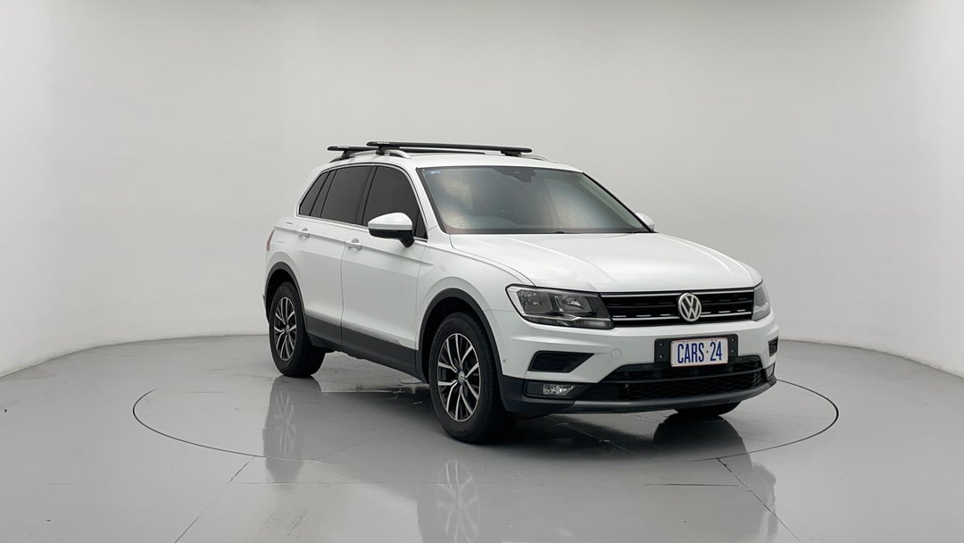 2018 Volkswagen Tiguan 132 Tsi Comfortline, Automatic, 122640 km, Right Front Diagonal (45- Degree) View
