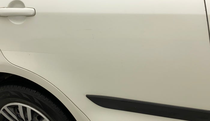 2015 Maruti Swift Dzire VXI, Petrol, Manual, 95,003 km, Right rear door - Slightly dented
