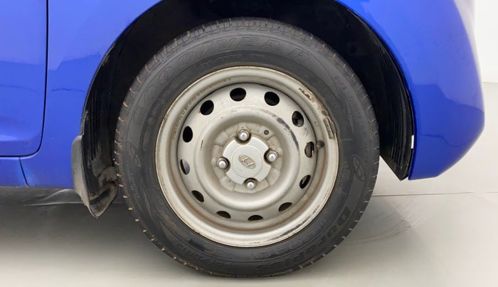 2017 Hyundai Eon ERA PLUS (O), Petrol, Manual, 36,950 km, Right Front Wheel