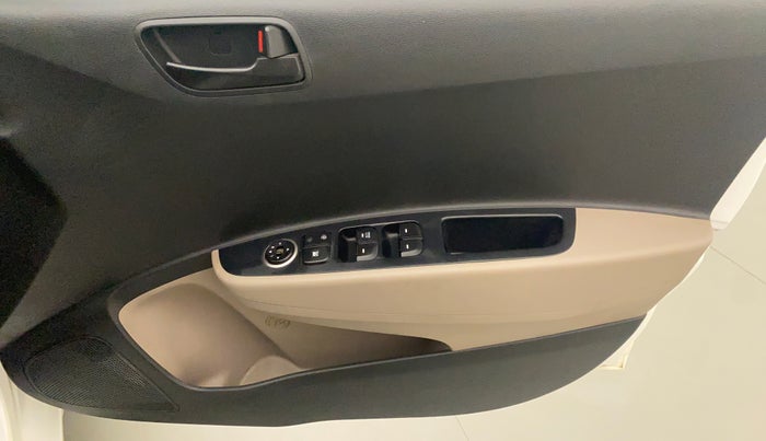 2018 Hyundai Grand i10 MAGNA AT 1.2 KAPPA VTVT, Petrol, Automatic, 41,160 km, Driver Side Door Panels Control