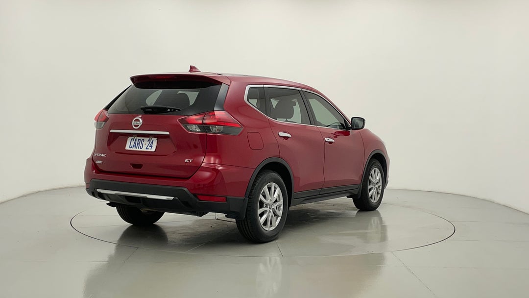 Right Back Diagonal (45- Degree) View