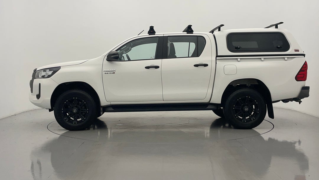 2021 Toyota Hilux Sr Hi-rider, Automatic, 105754 km, Left Side View