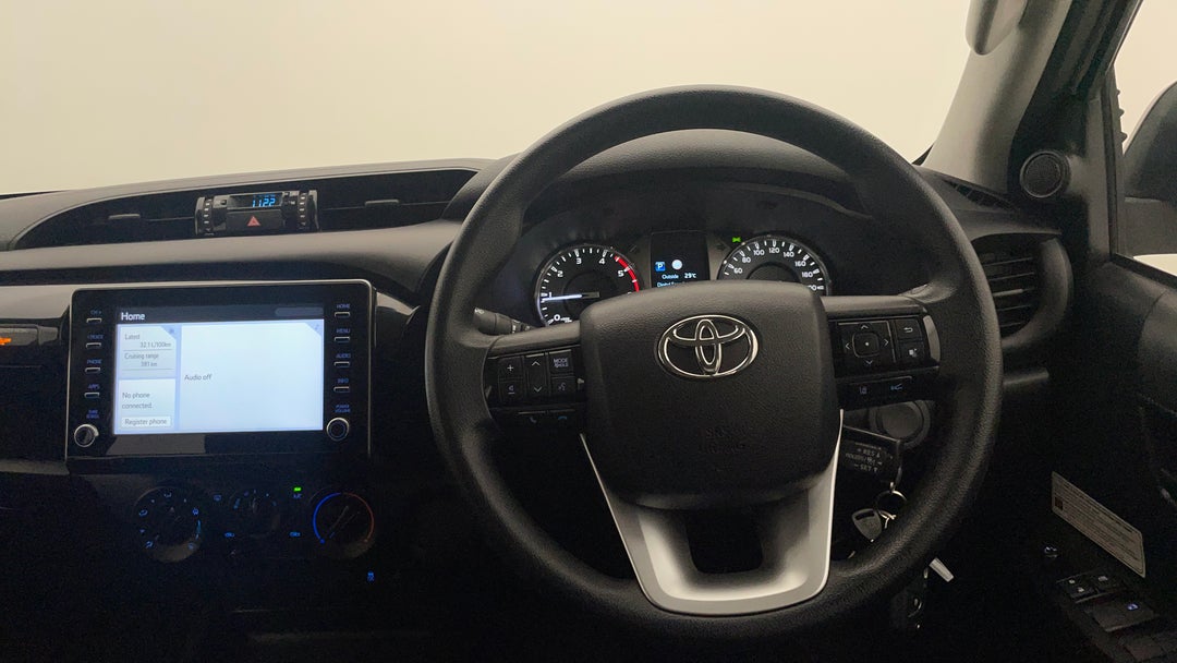 2021 Toyota Hilux Sr Hi-rider, Automatic, 105754 km, Steering Wheel Close-up