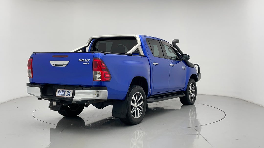 Right Back Diagonal (45- Degree) View