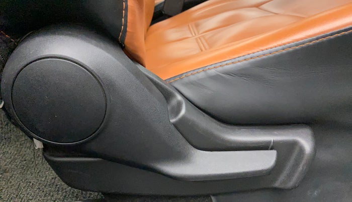 2021 Maruti IGNIS SIGMA 1.2, Petrol, Manual, 23,901 km, Driver Side Adjustment Panel