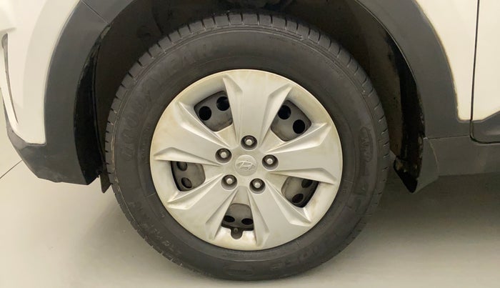 2017 Hyundai Creta E PLUS 1.6 PETROL, Petrol, Manual, 32,593 km, Left Front Wheel