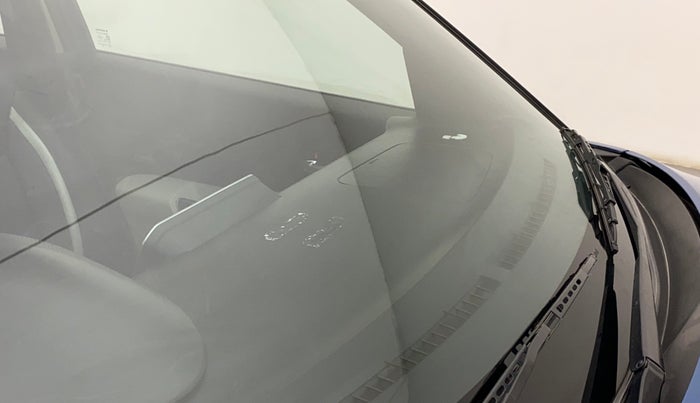 2017 Maruti IGNIS ALPHA 1.2 AMT, Petrol, Automatic, 1,03,150 km, Front windshield - Minor spot on windshield
