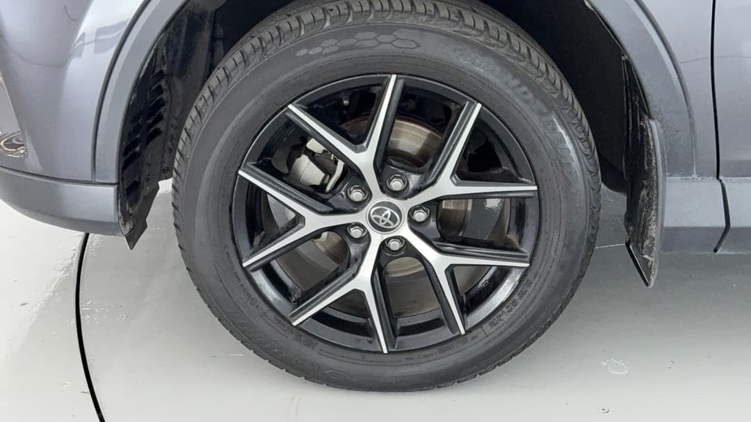 2017 Toyota RAV4 Gxl (4x4), Automatic, 121613 km, Left Front Wheel