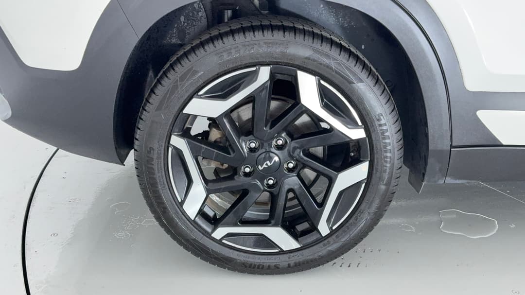 2023 Kia Seltos Gt-line (AWD) (sunroof), Automatic, 37043 km, Right Rear Wheel