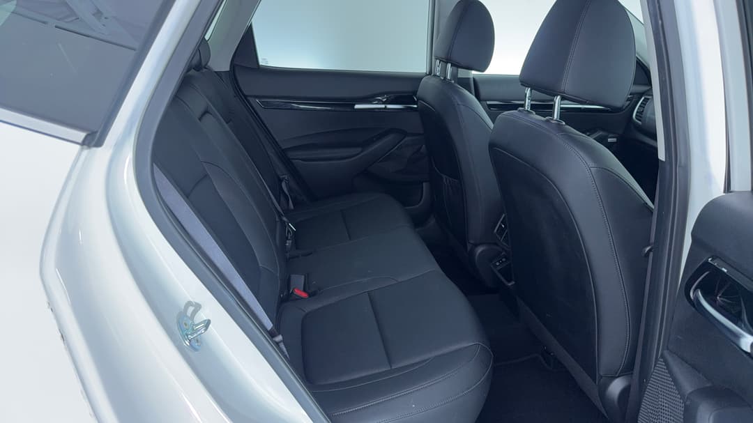 2023 Kia Seltos Gt-line (AWD) (sunroof), Automatic, 37043 km, Right Side Rear Door Cabin View