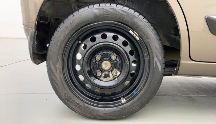 2017 Maruti Wagon R 1.0 VXI, Petrol, Manual, 39,435 km, Right Rear Wheel