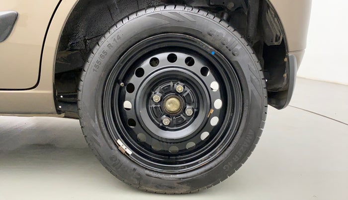 2017 Maruti Wagon R 1.0 VXI, Petrol, Manual, 39,435 km, Left Rear Wheel