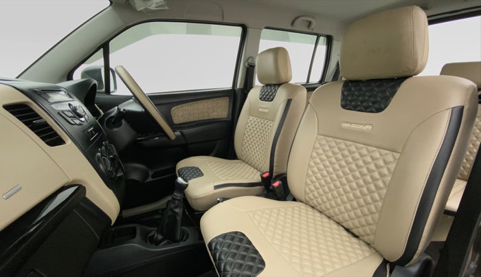 2017 Maruti Wagon R 1.0 VXI, Petrol, Manual, 39,435 km, Right Side Front Door Cabin