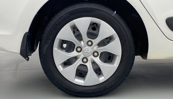 2015 Hyundai Xcent S 1.2, Petrol, Manual, 38,025 km, Right Rear Wheel