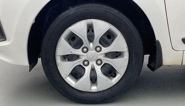 2015 Hyundai Xcent S 1.2, Petrol, Manual, 38,025 km, Left Front Wheel