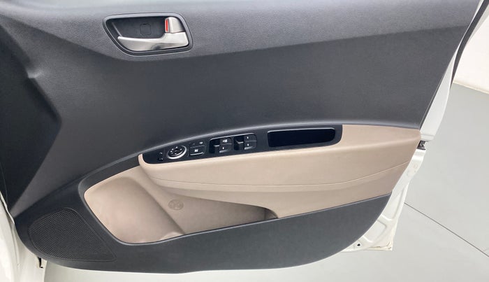 2015 Hyundai Xcent S 1.2, Petrol, Manual, 38,025 km, Driver Side Door Panels Control