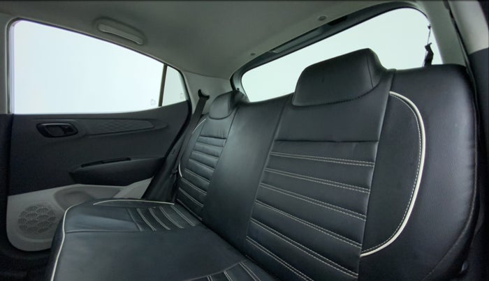 2020 Hyundai GRAND I10 NIOS MAGNA CORPORATE EDITION 1.2 KAPPA VTVT, Petrol, Manual, 52,876 km, Right Side Rear Door Cabin