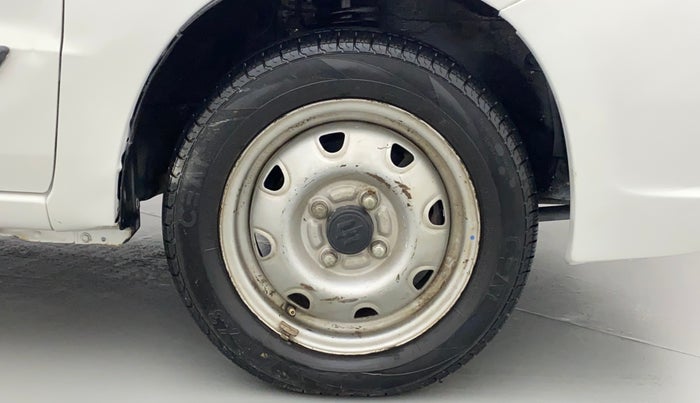 2011 Maruti Zen Estilo LXI, Petrol, Manual, 68,108 km, Right Front Wheel