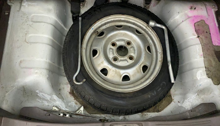 2011 Maruti Zen Estilo LXI, Petrol, Manual, 68,108 km, Spare Tyre