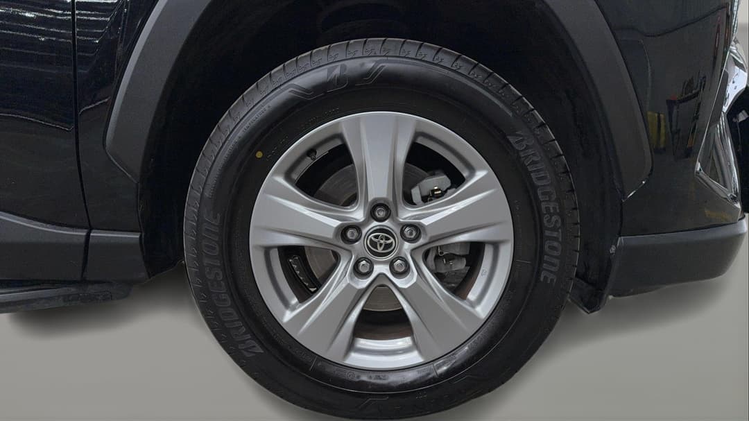 2022 Toyota RAV4 Gx (2WD), Automatic, 61320 km, Right Front Wheel